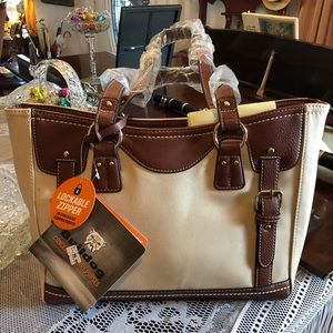 Bulldog Concealed Carry Purse NWT